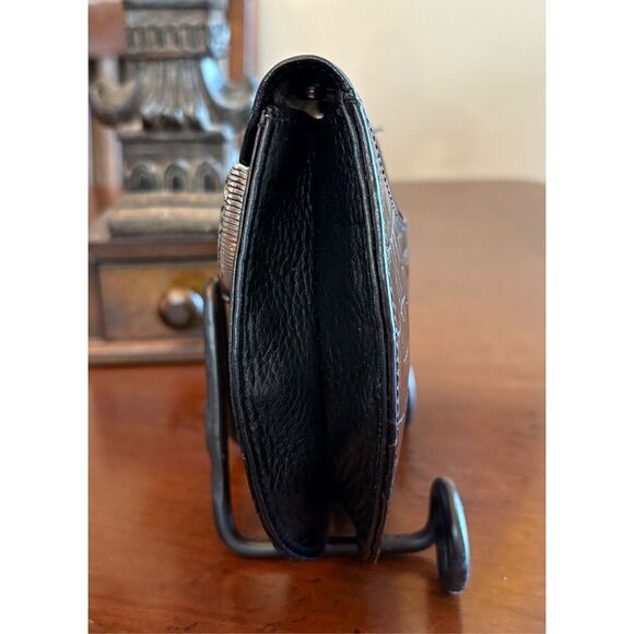 BRIGHTON - Vintage Black Croc-Embossed Leather Small Clutch. Like New! - Picture 6 of 16